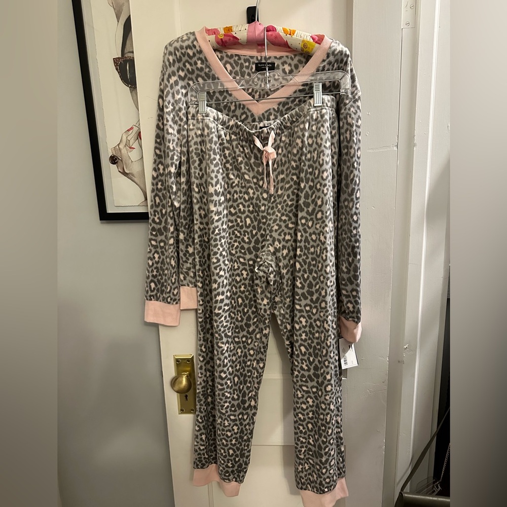 Women’s Kate Spade 2 Piece Pajama Set size L